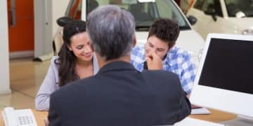 Entendiendo el CAT en Colombia: Guía para tu Crédito Automotriz - Cover Image
