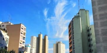 ¿Comprar Vivienda Nueva en Colombia? Evita Estos 3 Errores Comunes - Cover Image